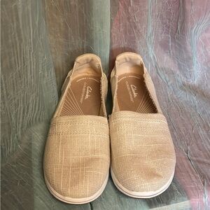 Clarks Women's Natural Beige Slip-On Flats